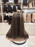 Perruques longues et droites sans colle en gros pour femmes blanches, pré-épilées, en cheveux humains vierges bruts, transparentes HD pour perruques Lace Front
