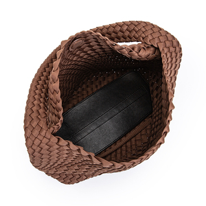 Neopren gewebte Tasche benutzer definierte Größe Hochwertige Handtasche mit großer Kapazität Strand geflochtene hand gefertigte Strickt asche Damen Web tasche - Product Image 5