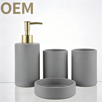 Ensemble d'accessoires de salle de bain en verre cylindrique rose givré et blanc, 370 ml, avec distributeur de savon rechargeable à pompe dorée et porte-savon personnalisé