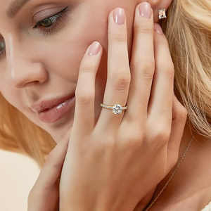 <span class=keywords><strong>Anillo</strong></span> <span class=keywords><strong>de</strong></span> compromiso solitario <span class=keywords><strong>de</strong></span> moissanita <span class=keywords><strong>de</strong></span> 8 mm y 2 quilates con engaste <span class=keywords><strong>de</strong></span> garra, unisex, para parejas, regalo <span class=keywords><strong>de</strong></span> aniversario, nueva tendencia, venta al por mayor - Product Image 5