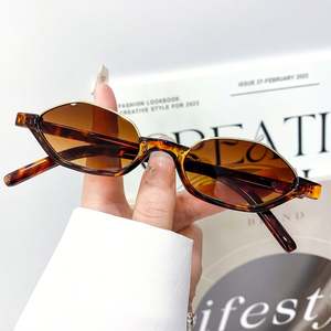 Lunettes de soleil ovales demi-cerclées œil de chat colorées vintage 2025 pour hommes et femmes avec logo personnalisé et protection UV400 - Product Image 1