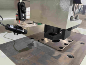 40 x60 ציפוי פורניר דיקט להכנת דיקט לייצור דיקט 4.25kw כוח 1 שנה אחריות - Product Image 2