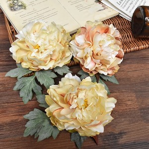 Pince à cheveux en soie style Tang, pivoine chinoise traditionnelle, accessoire de coiffure vintage pour la plage et les spectacles - Product Image 4