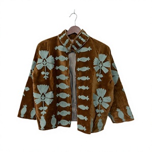 Veste en velours marron pour femme avec col châle, broderie florale, ouverture sur le devant, style Suzani, vente en gros, fournisseur B2B - Product Image 3