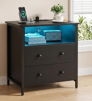 Table de chevet LED avec station de charge et 2 tiroirs, contrôle par application RGB, 2 prises CA et 2 ports USB, rangement ouvert, pieds réglables
