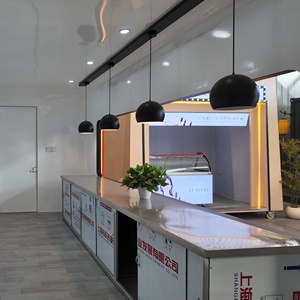 Carro de Comida Móvil con Cocina Integrada y Buffet de Autoservicio - Product Image 3