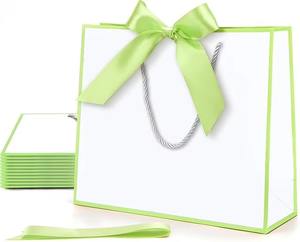 Sac en papier de luxe personnalisé imprimé avec votre propre logo pour les petites entreprises-Vente en gros de sacs cosmétiques à fleurs sacs-cadeaux parfaits - Product Image 3