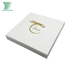 Custom Luxe Kleding Verpakking Dozen Karton Kleding/Schoenen Witte Matte Magnetische Geschenkdoos