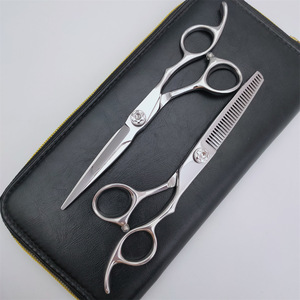 กรรไกรตัดผมมืออาชีพ ใบมีดตรงสแตนเลสขนาด 6 นิ้ว สำหรับใช้ในร้านเสริมสวย - Product Image 5