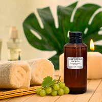 Huile de pépins de raisin vert pressée à froid, naturelle et non coupée, directement de l'usine, pour massage corporel, soins de la peau en salon de beauté, huile de base et huile végétale.