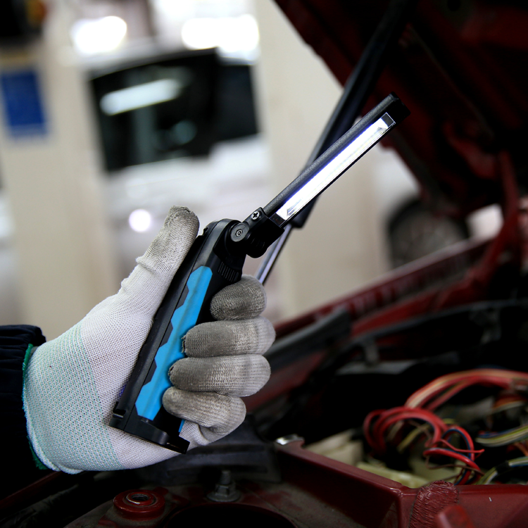 Portable Handheld LED Work Light with Rechargeable Function 400LM Brightness 120 Beam Angle for Workshop Use
