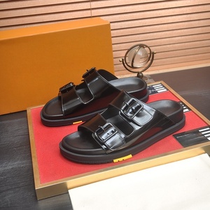 Sandalias Vintage de Cuero Sintético, Pantuflas Planas Cómodas y Antideslizantes para el Hogar, Capa Superior de Cuero, Suela de EVA, Zapatos Casuales para Hombre - Product Image 1