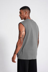 Kaos Sorona Tanpa Lengan Model Amerika Leher Bulat Bahu Lebar untuk Pria, Cocok untuk Olahraga dan Kebugaran Basket - Product Image 3