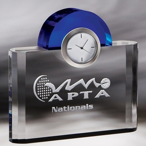 Exquisito Trofeo de Cristal Grabado - Personalizado para Contribuciones Filantrópicas y Logros Duraderos - Product Image 3