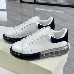 Zapatos de hombre de cuero genuino con suela gruesa, zapatos para correr con amortiguación de aire de alta calidad, zapatos casuales antideslizantes para caminar para hombre y mujer. - Product Image 1