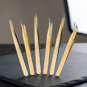 ASAP - Juego de Pinzas para Pestañas con Logotipo Personalizado, Acabado Inoxidable Ecológico, Duradero, Agarre Perfecto, Puntas Dentadas, Acero Dorado - Product Image 3