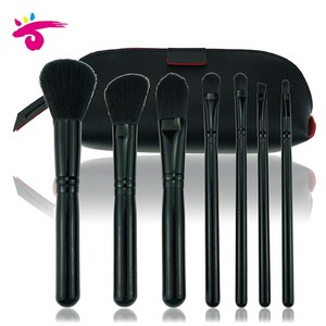 Nouveau <span class=keywords><strong>Amazon</strong></span> Vente Chaude Noir Poudre Fondation <span class=keywords><strong>Fard</strong></span> <span class=keywords><strong>À</strong></span> Paupières Blush Brosse De Maquillage Magnétique - Product Image 2
