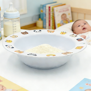 Bol d'alimentation en mélamine pour enfants de 420 ml avec mesures en relief et trou de suspension - Product Image 4