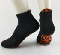 Chaussettes antidérapantes en stock, chaussettes en tricot antidérapantes avec semelle en caoutchouc pour enfants, aire de jeux intérieure