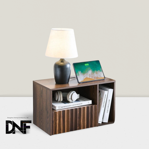 Table de <span class=keywords><strong>chevet</strong></span> flottante cannelée en noyer avec station de charge Table de nuit avec tiroirs <span class=keywords><strong>Chevet</strong></span> avec ports et prises USB (droite) - Product Image 1