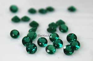 Gema de Esmeralda Verde Cultivada en Laboratorio de 2.5 mm y 0.08 Ct, Corte Brillante Redondo para Joyería - Product Image 5