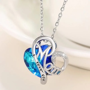Collana con ciondolo a forma di cuore per donna, regalo per la festa della mamma, catena per clavicola - Product Image 2