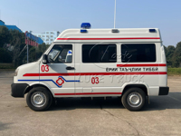 Ambulancias Diésel Nuevas 4x2/4x4 con UCI, Aislamiento de Presión Negativa, Vehículo Médico de Emergencia Totalmente Equipado con Ventilador
