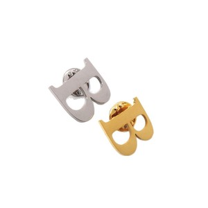 Souvenirs: Pines de solapa, insignias y broches de esmalte dorado con los 26 letras del alfabeto de la A a la Z, y pines de esmalte personalizados de acero inoxidable con las 26 letras del alfabeto de la A a la Z en dorado. - Product Image 6