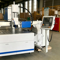 Machine de sablage laser CARE MACHINERY pour le traitement du verre, destinée à la fabrication de portes de douche et de miroirs intelligents