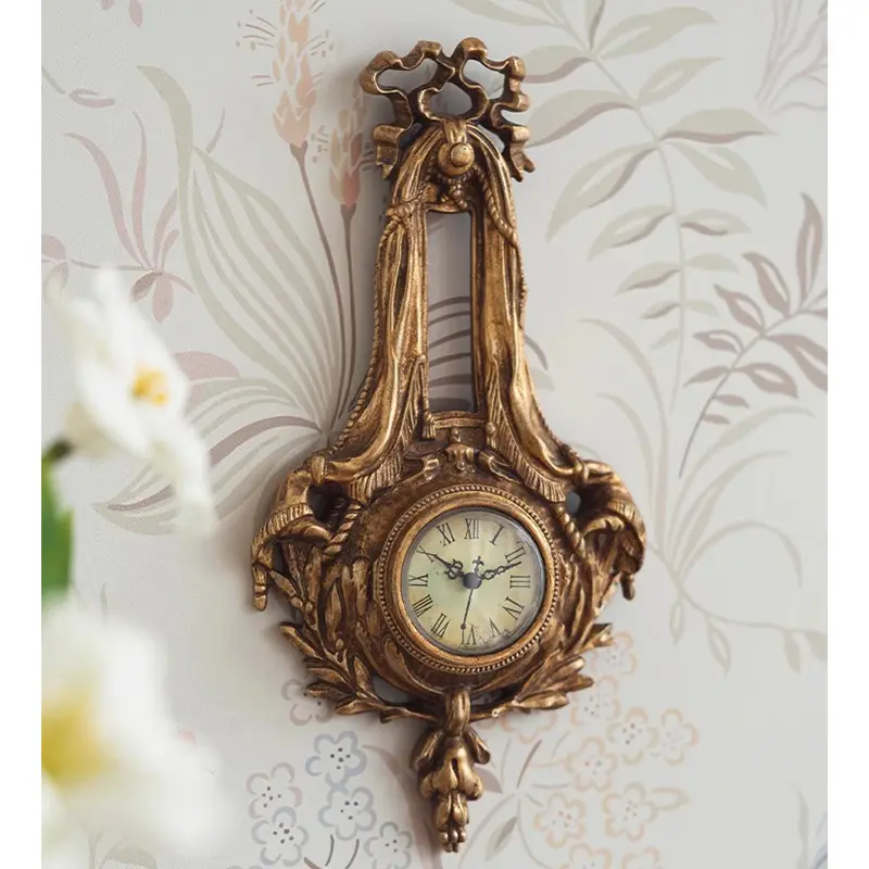 Nordique or 2024 salon Antique horloge de Table Art résine artisanat résine tenture murale horloge de Table pour la décoration intérieure