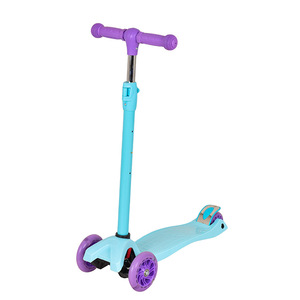 Trottinette pour enfants de 3 ans et plus, réglable en hauteur, avec lumières, pour enfants de 2 à 4 ans - Product Image 1
