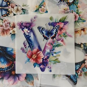 Transferencias Térmicas DTF Personalizadas, Diseño Listo para Presionar, Transferencia de Plastisol para Serigrafía, Transferencia DTF de Mariposa de Ensueño para Camisetas - Product Image 1