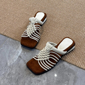 Sandales d'été bohèmes en cuir tressé pour femmes, talon carré, antidérapantes, résistantes à l'usure, mode décontractée, vente en gros, chaussures d'extérieur - Product Image 3
