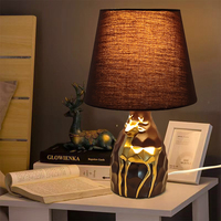 Lampe de table à abat-jour en tissu tendance, base en céramique fauve, pour la décoration de la maison, le bureau, le café