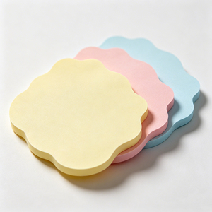 Blocs de Notas con Borde Festoneado Coloridos, Notas Adhesivas No Adhesivas en Tonos Pastel Amarillo, Rosa y Azul para Uso en Oficina y Estudiantes - Product Image 1