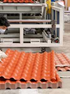 Tuile de toit plate légère en ASA et UPVC, revêtement traditionnel espagnol, pour usage résidentiel, <span class=keywords><strong>marque</strong></span> NOVI, fabriquée dans le Guangdong - Product Image 1