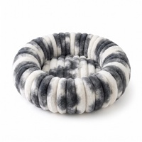 Coussin pour animaux de compagnie en peluche rayé, lit rond doux pour chat et chien, anti-anxiété, coussin de sommeil confortable pour animaux de compagnie de petite et moyenne taille, plusieurs couleurs