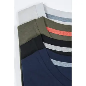 T-shirt Slim Fit Made in Italy, merchandising personalizzato - Product Image 3