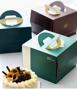 Caixa para Bolo de <span class=keywords><strong>8</strong></span> Polegadas em Materiais Reciclados, Segura para Alimentos, Embalagem Rígida para Doces, Kraft Corrugado, Plástico com Laminação Brilhante Magnética - Product Image 6