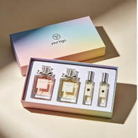 Boîte d'emballage cadeau en carton rigide de qualité supérieure pour flacons de parfum de 5 ml, 30 ml, 50 ml, 100 ml avec logo personnalisé et insert en EVA