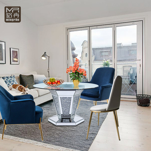 Table à <span class=keywords><strong>manger</strong></span> <span class=keywords><strong>de</strong></span> luxe en argent scintillant avec miroir, insert en diamant concassé, garniture <span class=keywords><strong>de</strong></span> <span class=keywords><strong>buffet</strong></span> pour <span class=keywords><strong>salle</strong></span> à <span class=keywords><strong>manger</strong></span>, mobilier d'hôtel - Product Image 4
