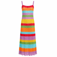 Robe longue trapèze personnalisée pour femme, en crochet à rayures arc-en-ciel, ajourée, à fines bretelles, style bohème, pour l'été, OEM, vente en gros, marque privée, en vrac