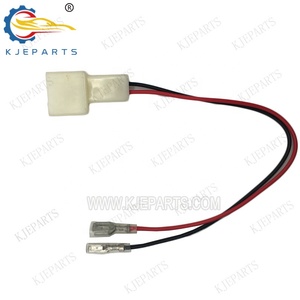 トヨタCHRカーオーディオ用<span class=keywords><strong>2</strong></span>ピンオスコネクタ自動配線ハーネスケーブル - Product Image 4