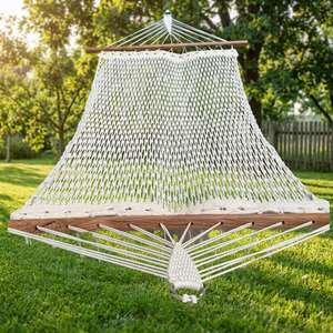 Hamaca de Cuerda de Algodón Resistente Plegable para Exteriores con Barra Separadora de Madera, Cama Colgante Tejida a Mano para Jardín, Hoteles y Patios - Product Image 3
