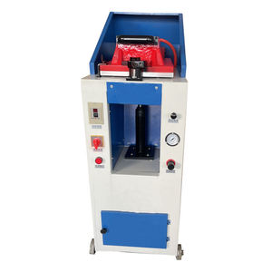 Machine pneumatique manuelle à station unique pour la confection de chaussures - Product Image 2
