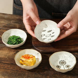 Plat à sauce soja en céramique japonaise, petite assiette à trempette, plat créatif pour apéritifs, pour la maison et la restauration, vaisselle en gros - Product Image 2