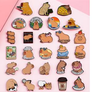 Capibara su misura graziose spille con smalto animale spille con smalto morbido e duro in smalto con stampa UV stemmi emblemi - Product Image 1