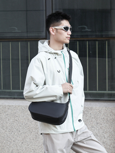 Wholesale Large Capacity Males Outdoor Single Shoulder <b>Bag</b> Simple Crossbody Casual <b>Bag</b> <b>for</b> <b>Men</b> <b>Travel</b> or Daily Use - Product Image 4
