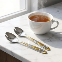 Cuillère en acier inoxydable 410 durable, poli miroir, avec manche classique gaufré, couverts métalliques pour restaurants, hôtels, vente en gros