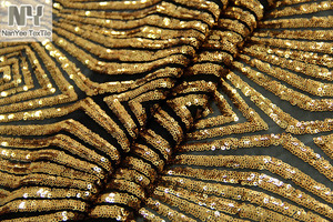 Tissu Nanyee 100% polyester tricoté brodé géométrique à mini-paillettes pour mariage et textile de maison - Product Image 4